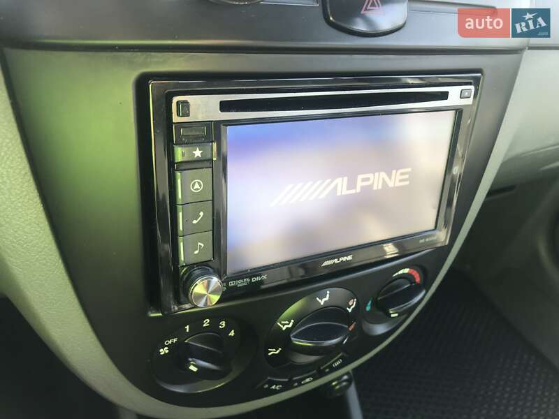 Универсал Chevrolet Lacetti 2005 в Киеве фото 11 Универсал Chevrolet Lacetti 2005 в Киеве