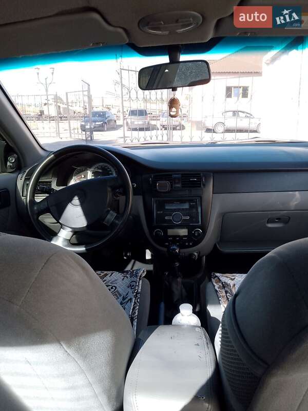 Седан Chevrolet Lacetti 2005 в Смілі