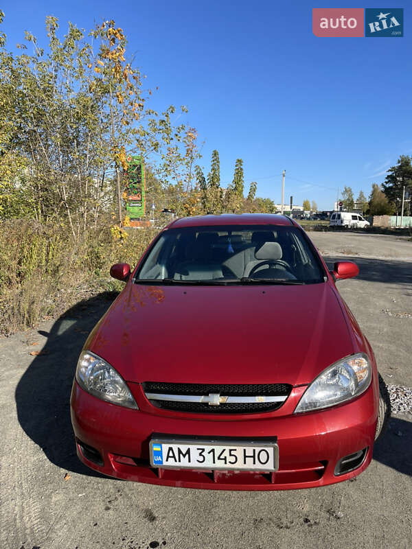 Хэтчбек Chevrolet Lacetti 2005 в Житомире