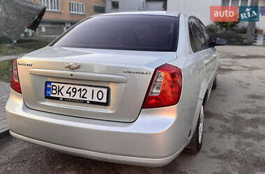 Седан Chevrolet Lacetti 2007 в Ровно