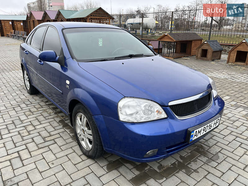 Седан Chevrolet Lacetti 2005 в Первомайську