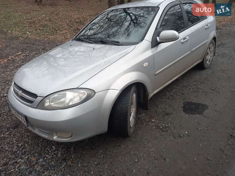 Хэтчбек Chevrolet Lacetti 2009 в Новомосковске