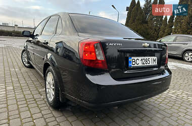 Седан Chevrolet Lacetti 2008 в Львові