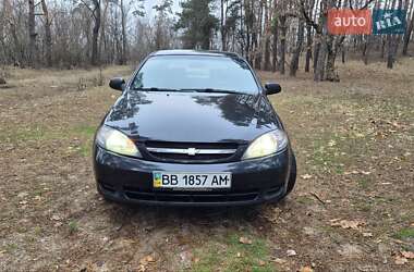 Хэтчбек Chevrolet Lacetti 2006 в 