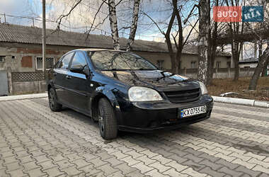 Седан Chevrolet Lacetti 2007 в Киеве