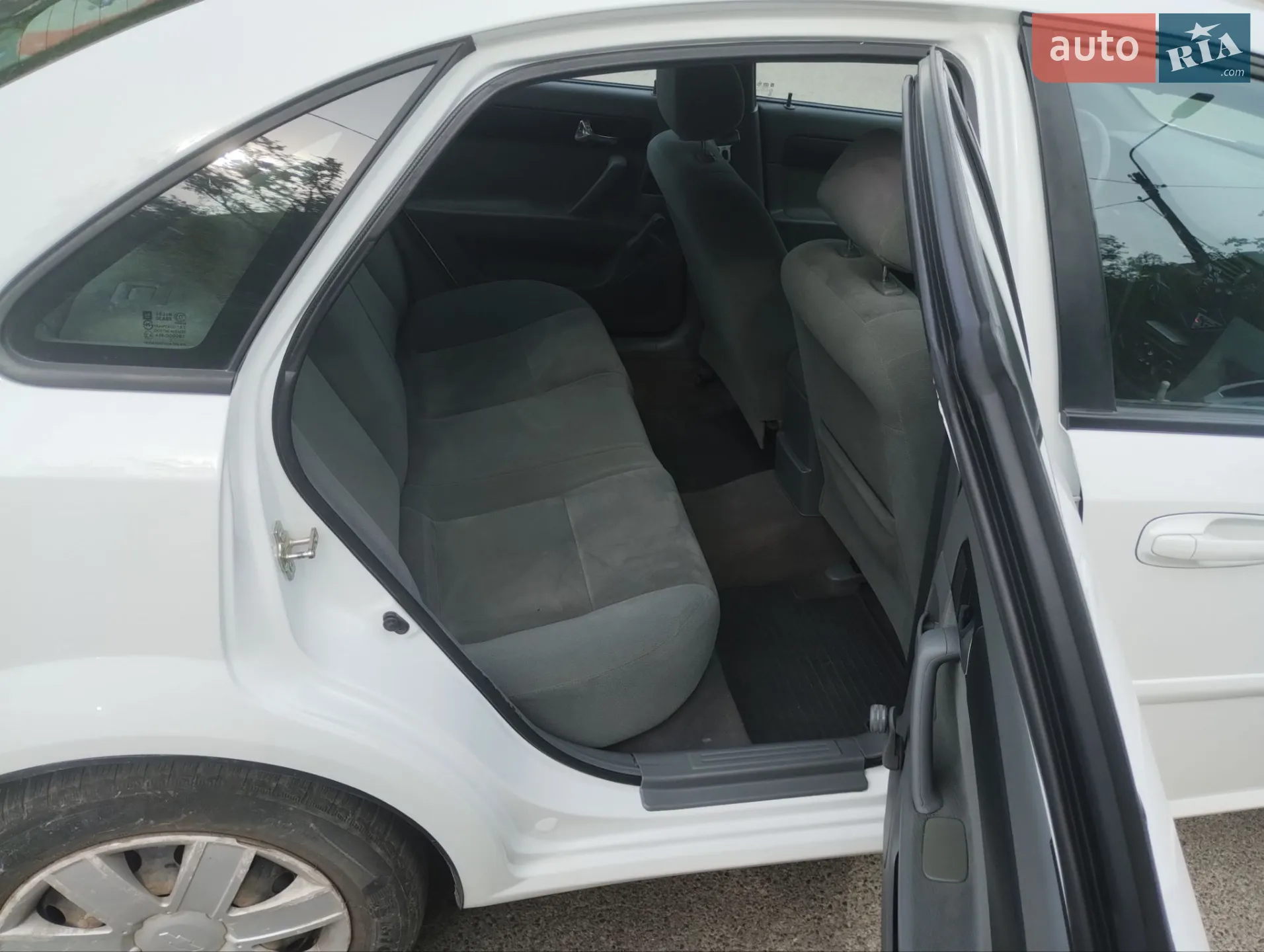 2012 Chevrolet Lacetti - мініатюра 11