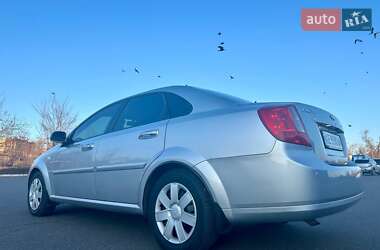 Седан Chevrolet Lacetti 2012 в Кривому Розі