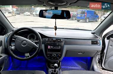 Седан Chevrolet Lacetti 2008 в Киеве