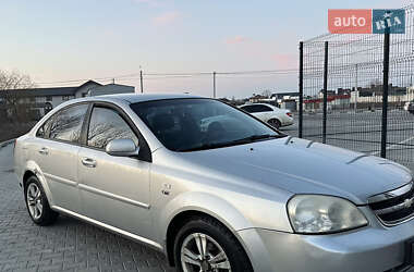 Седан Chevrolet Lacetti 2007 в Киеве