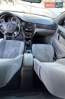 Седан Chevrolet Lacetti 2012 в Львове