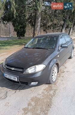 Хэтчбек Chevrolet Lacetti 2007 в Житомире