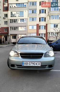 Седан Chevrolet Lacetti 2004 в Виннице