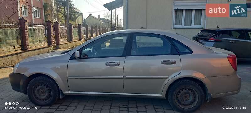 Седан Chevrolet Lacetti 2011 в 