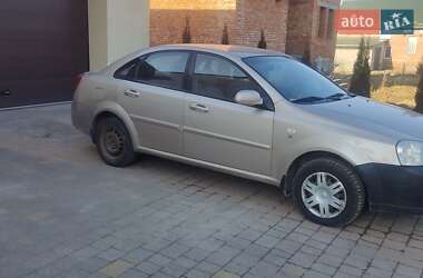 Седан Chevrolet Lacetti 2011 в 
