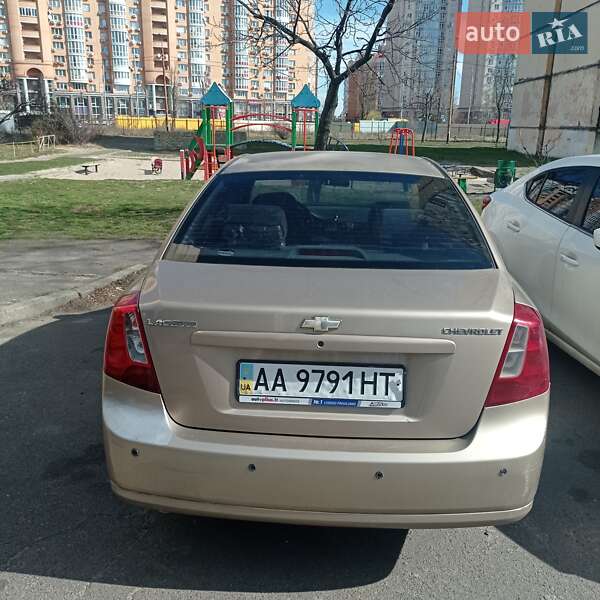 Седан Chevrolet Lacetti 2005 в Києві