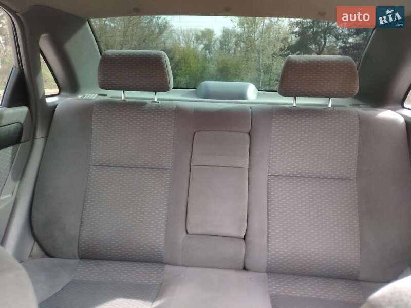 Седан Chevrolet Lacetti 2005 в Дніпрі