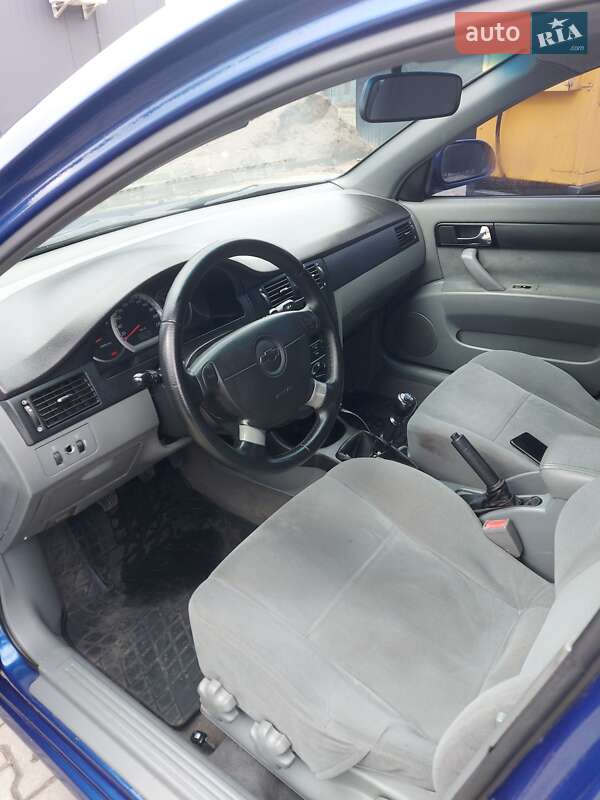 Седан Chevrolet Lacetti 2005 в Киеве