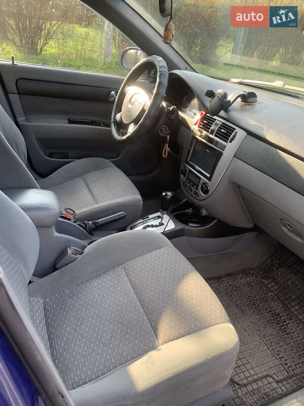 Седан Chevrolet Lacetti 2004 в Кропивницком фото 5 Седан Chevrolet Lacetti 2004 в Кропивницком