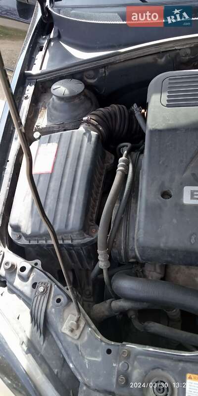 Хетчбек Chevrolet Lacetti 2006 в Дніпрі