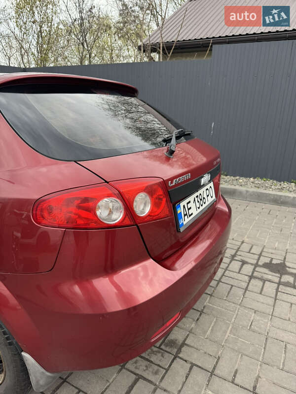 Хетчбек Chevrolet Lacetti 2007 в Дніпрі