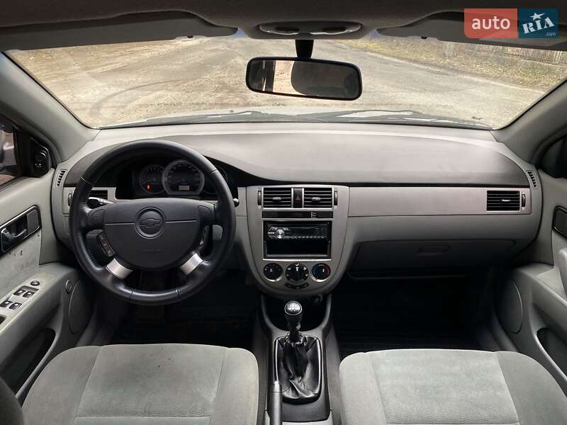 Седан Chevrolet Lacetti 2006 в Киеве
