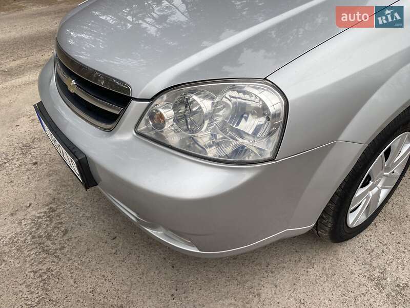 Седан Chevrolet Lacetti 2006 в Киеве