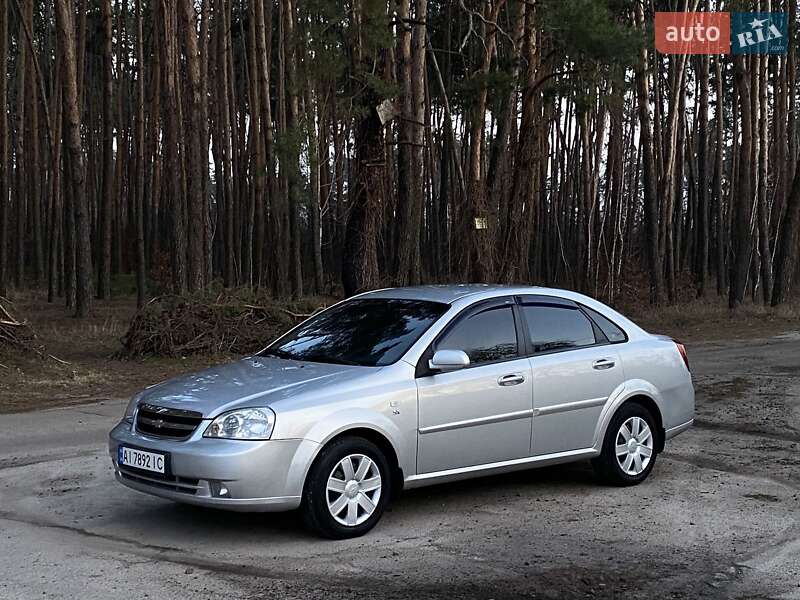 Седан Chevrolet Lacetti 2006 в Киеве