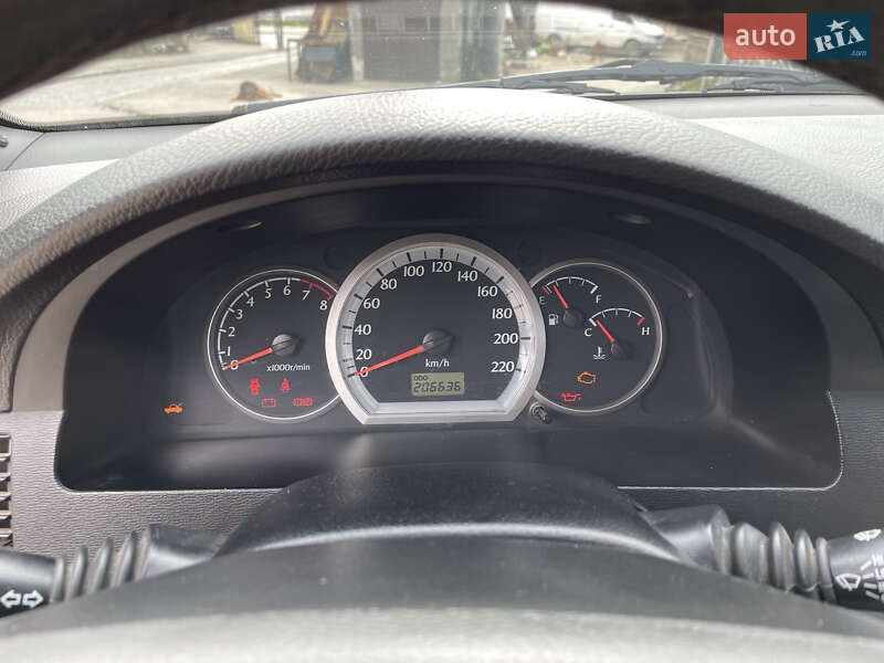 Седан Chevrolet Lacetti 2005 в Львові
