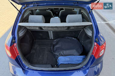 Хэтчбек Chevrolet Lacetti 2005 в 