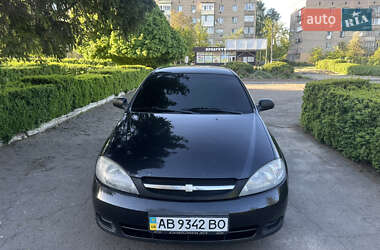 Хэтчбек Chevrolet Lacetti 2010 в 
