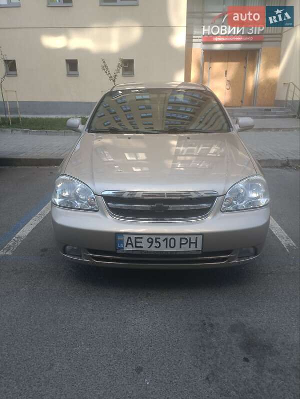 Седан Chevrolet Lacetti 2006 в Першотравенську