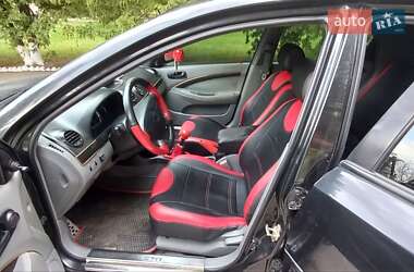 Хэтчбек Chevrolet Lacetti 2006 в 