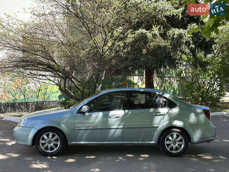 Седан Chevrolet Lacetti 2004 в Рівному