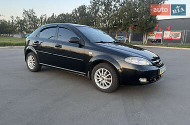 Хетчбек Chevrolet Lacetti 2007 в 
