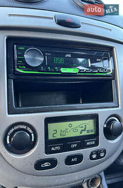 Хетчбек Chevrolet Lacetti 2008 в 