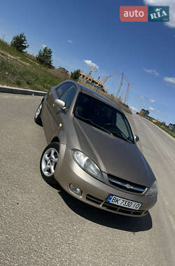 Хетчбек Chevrolet Lacetti 2004 в Рівному