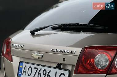 Хетчбек Chevrolet Lacetti 2005 в 