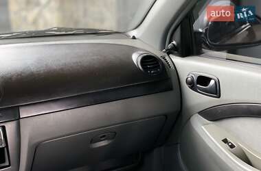 Хетчбек Chevrolet Lacetti 2005 в 