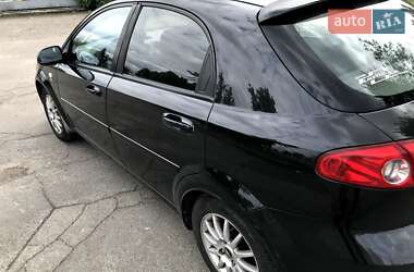 Хетчбек Chevrolet Lacetti 2007 в 