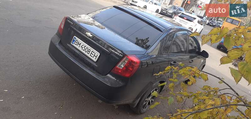 Седан Chevrolet Lacetti 2011 в Львові