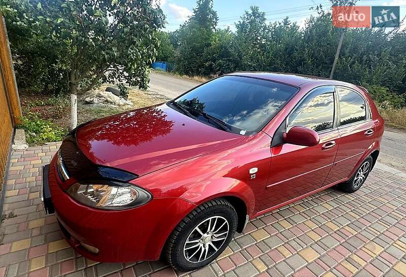 Хетчбек Chevrolet Lacetti 2008 в 
