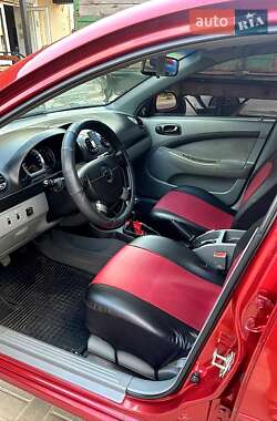 Хетчбек Chevrolet Lacetti 2008 в 