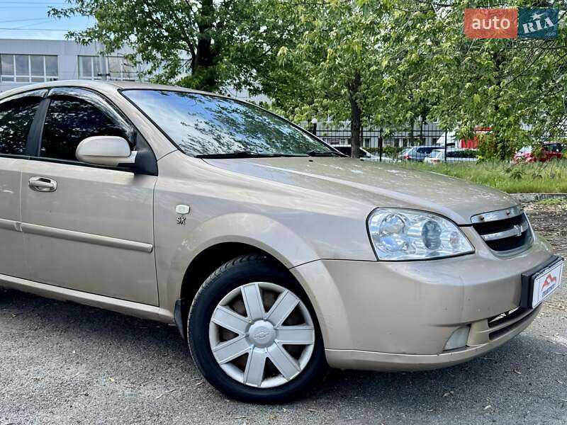 Седан Chevrolet Lacetti 2007 в Києві