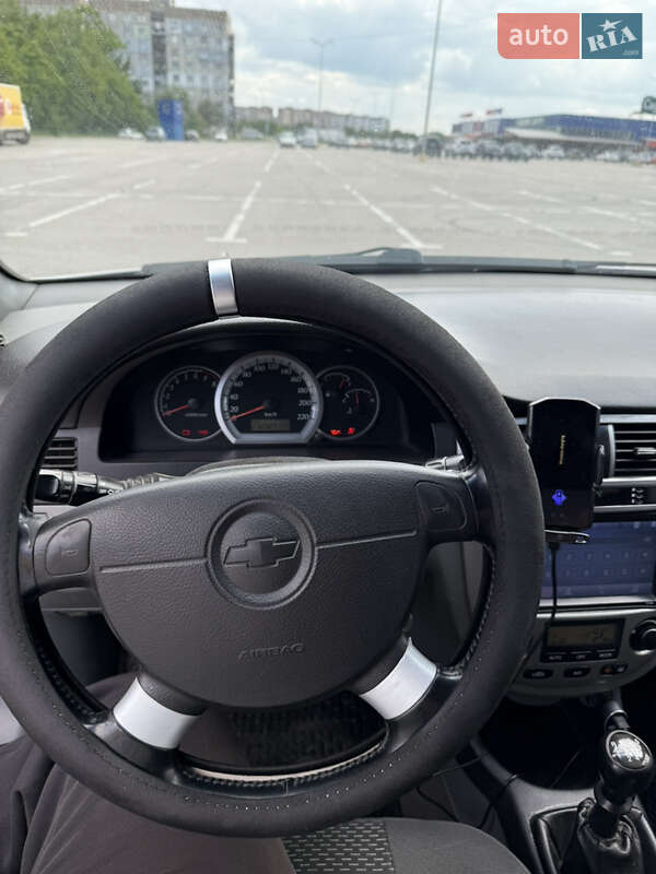 Седан Chevrolet Lacetti 2005 в Киеве