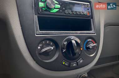 Седан Chevrolet Lacetti 2004 в 