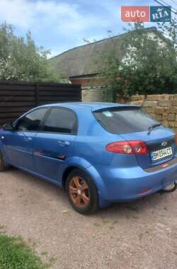 Хэтчбек Chevrolet Lacetti 2005 в 