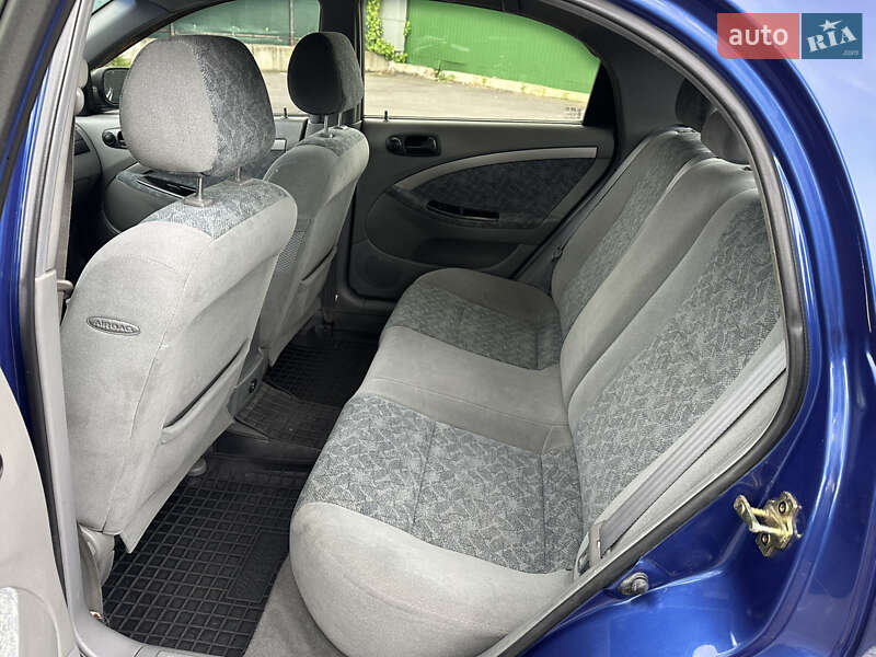 Хэтчбек Chevrolet Lacetti 2004 в Одессе