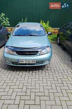 Хетчбек Chevrolet Lacetti 2007 в 