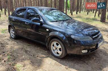 Хэтчбек Chevrolet Lacetti 2007 в 