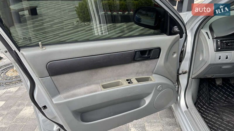 Седан Chevrolet Lacetti 2007 в Ужгороде